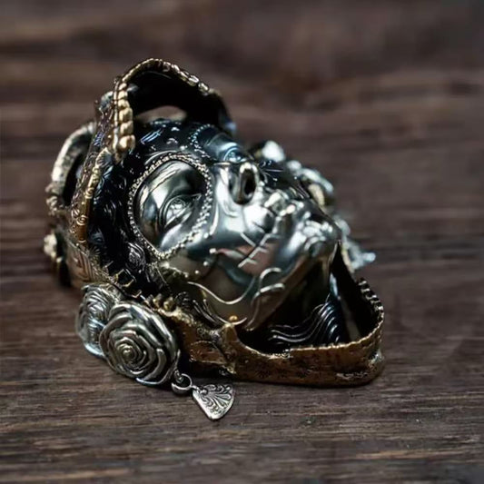 002 Stress Relief Metal Mechanical Skull Toy