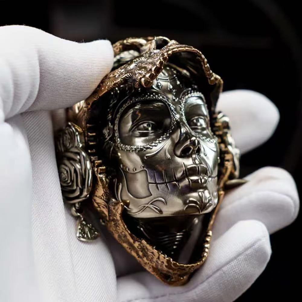 002 Stress Relief Metal Mechanical Skull Toy