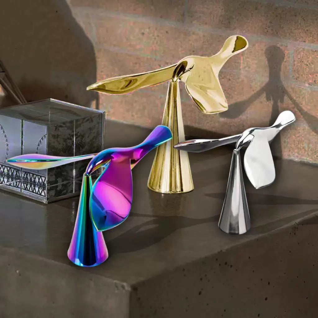 Magic Floating Eagle Bottle Opener - Cool Desk Toy & Home Bar Decor