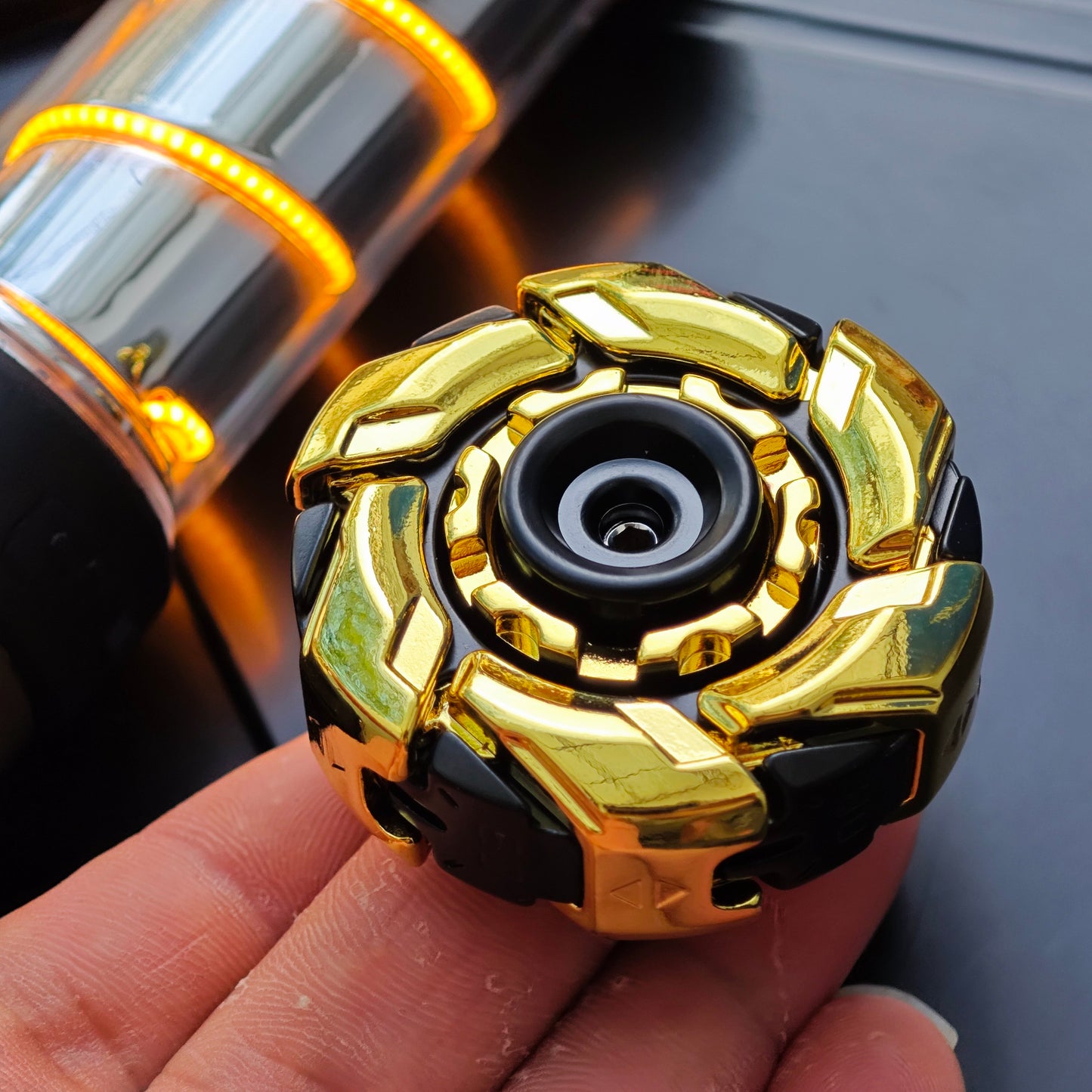 001 Furious 08 Rotating Armor Metal Fidget Spinner EDC Toy – Premium Stress Relief Gadget with Precision Mechanical Design
